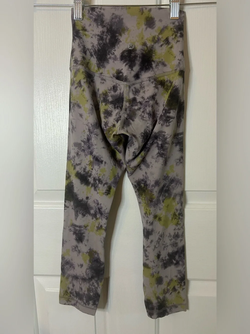 NWOT Lululemon Align High-Rise Crop 21